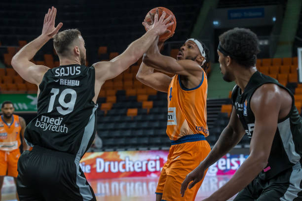 练中不慎伤 练中不慎伤