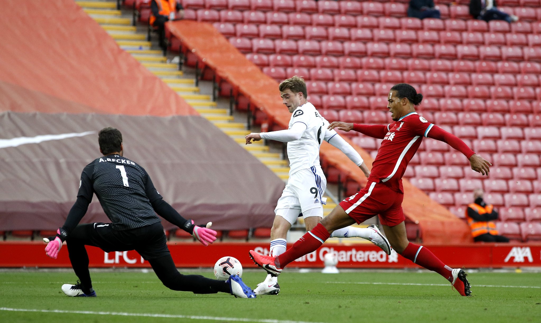 屡次通过高 屡次通过高